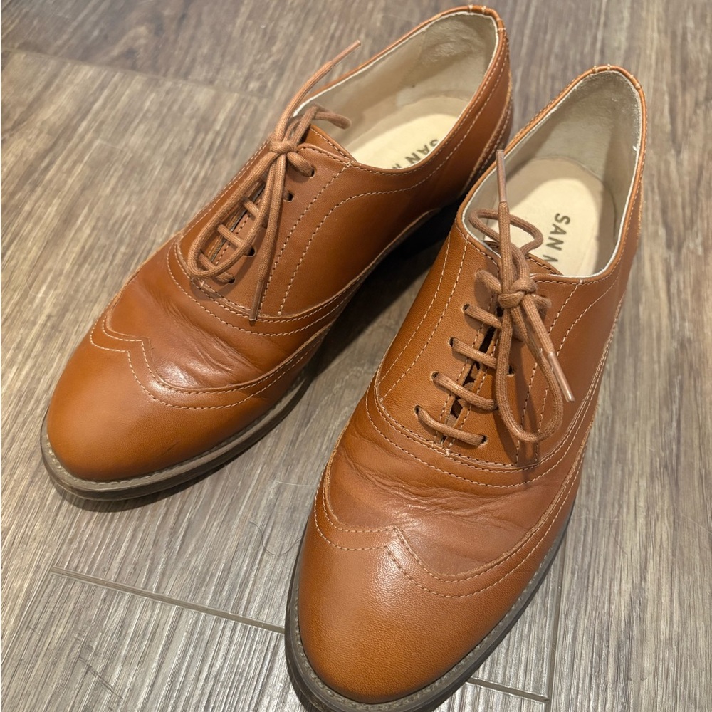 Brown Leather Flats with Smooth Finish and Rounded Toe